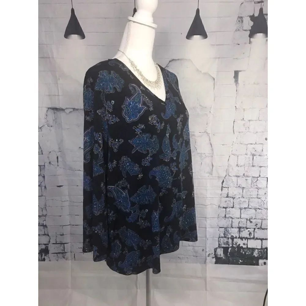Beautiful flowered blouse - Picture 6 of 6